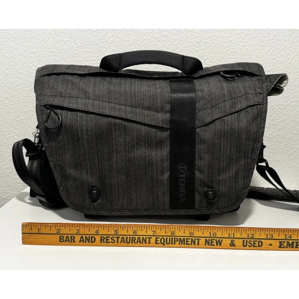 Tenba DNA 11 Camera Messenger Shoulder Bag Graphite Gray Complete W Inserts EDC